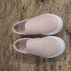 Greats Brooklyn Pink Leather perforated Slip On Sneakers Size 7.5